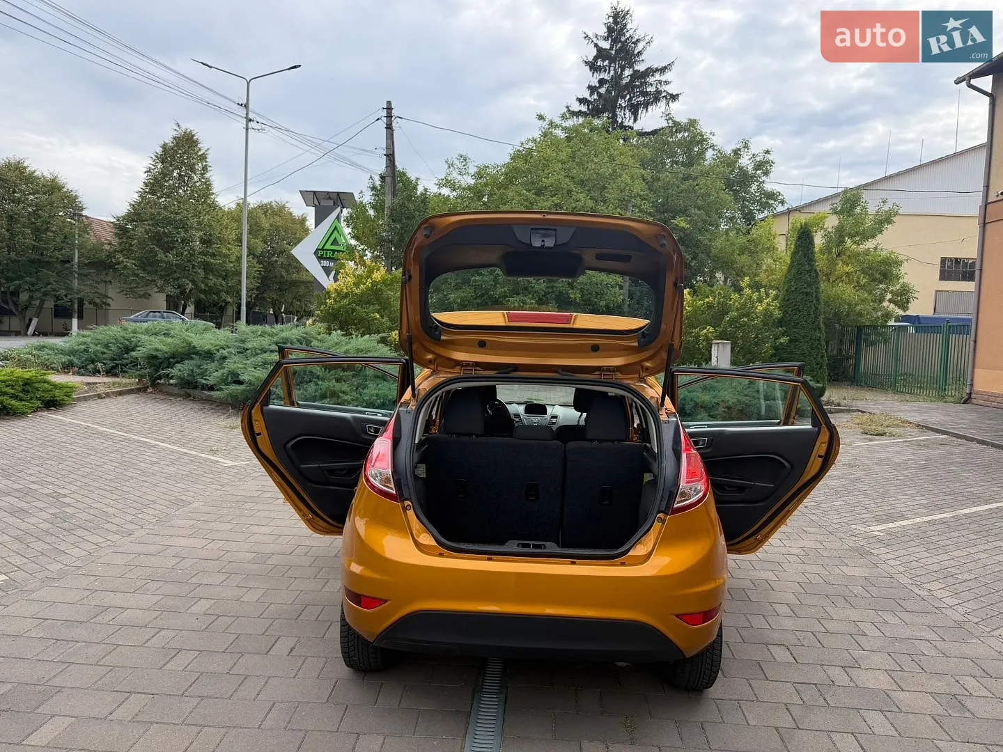 2016 Ford Fiesta - мініатюра 20