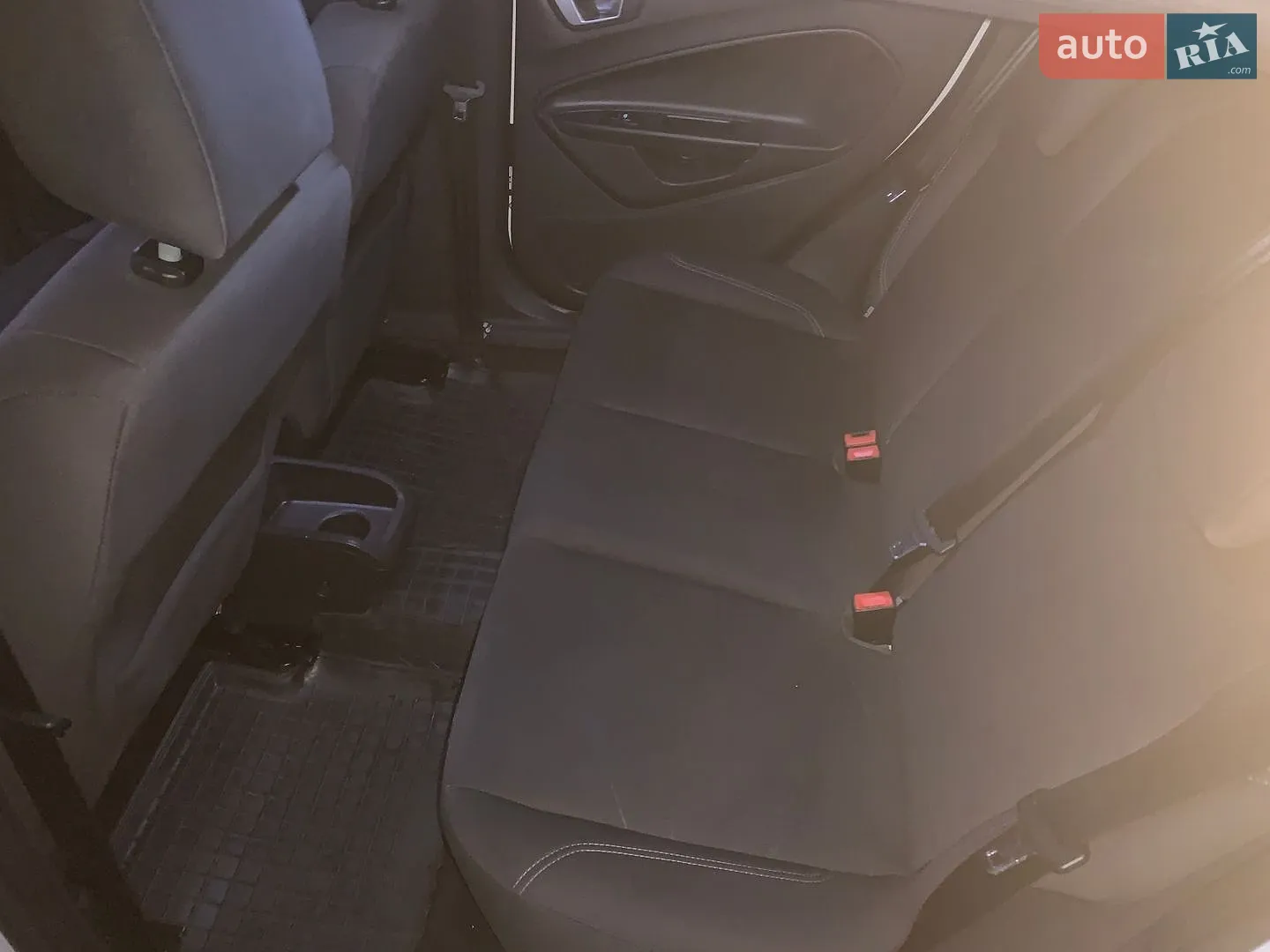2016 Ford Fiesta - мініатюра 21