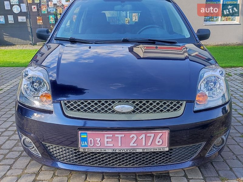 Хэтчбек Ford Fiesta 2006 в Каменец-Подольском