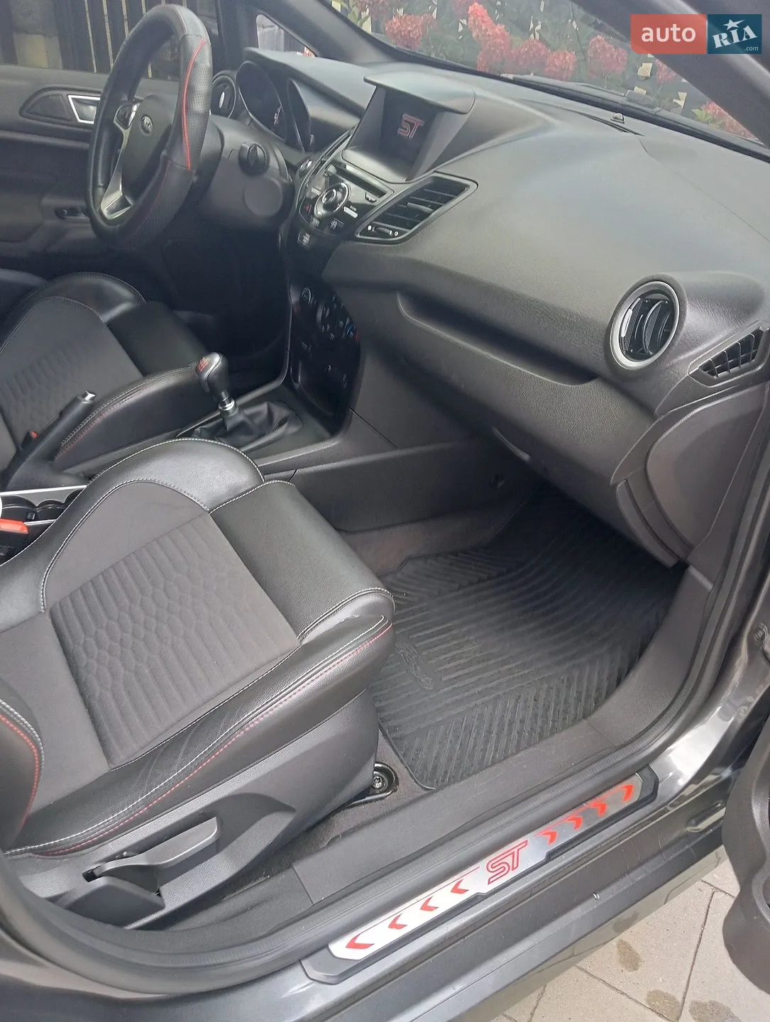2018 Ford Fiesta - мініатюра 15