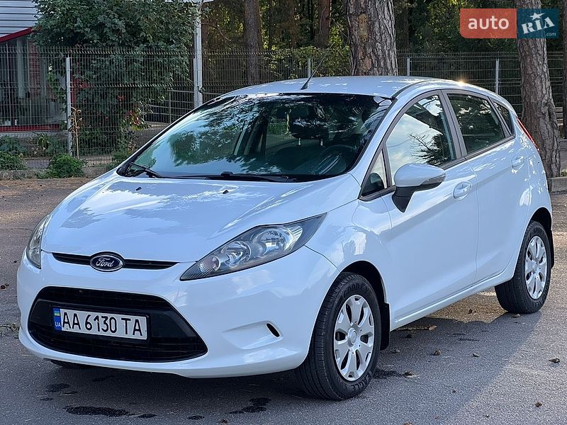 Хэтчбек Ford Fiesta 2012 в Виннице