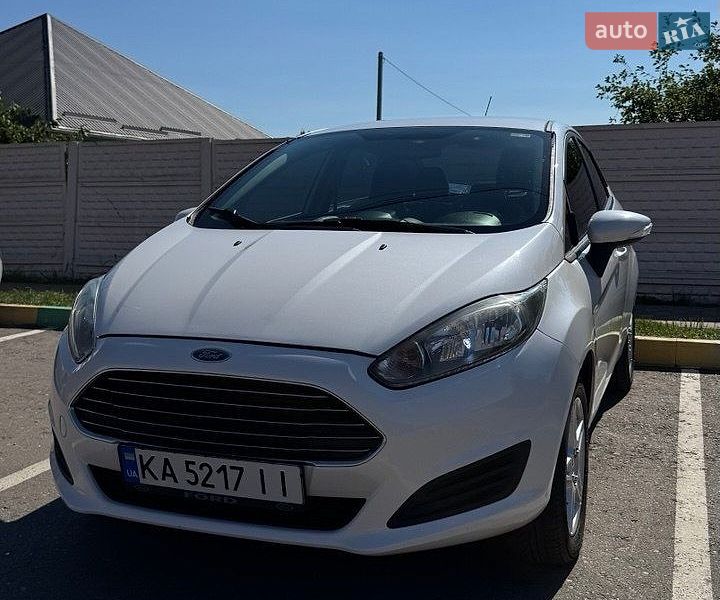 Седан Ford Fiesta 2018 в Киеве