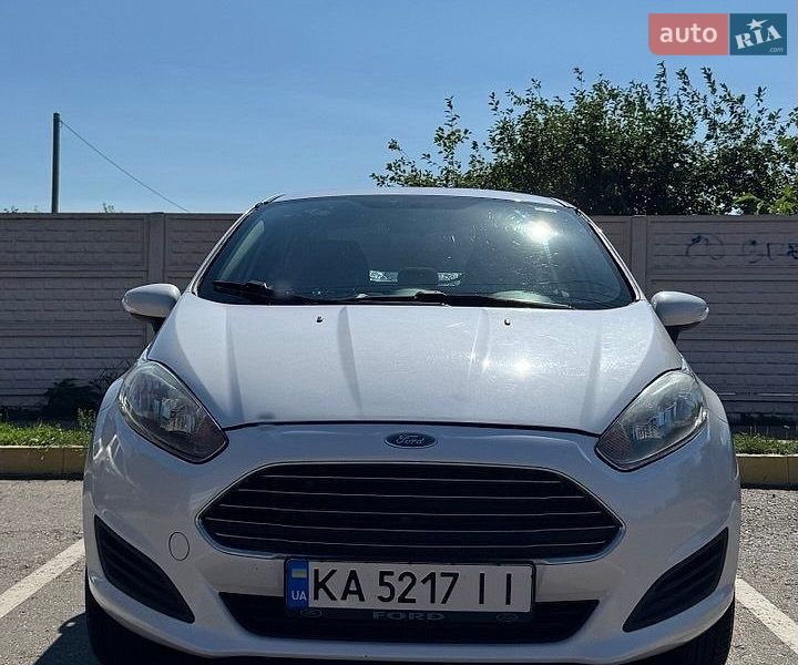 Седан Ford Fiesta 2018 в Киеве