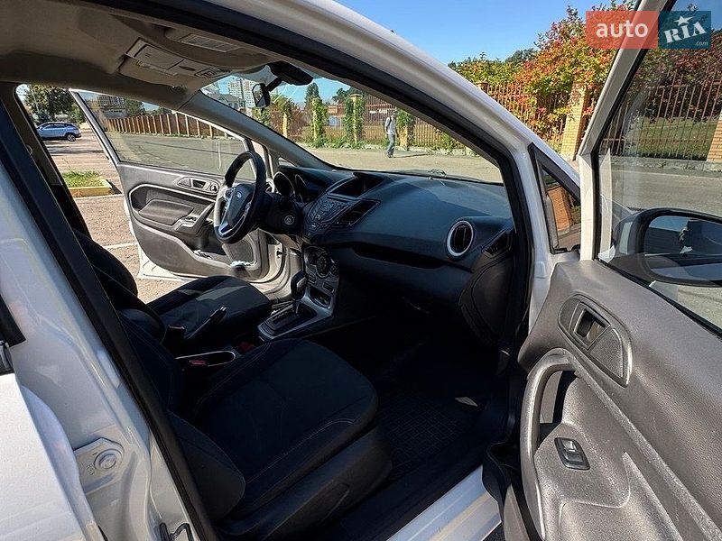 Седан Ford Fiesta 2018 в Киеве