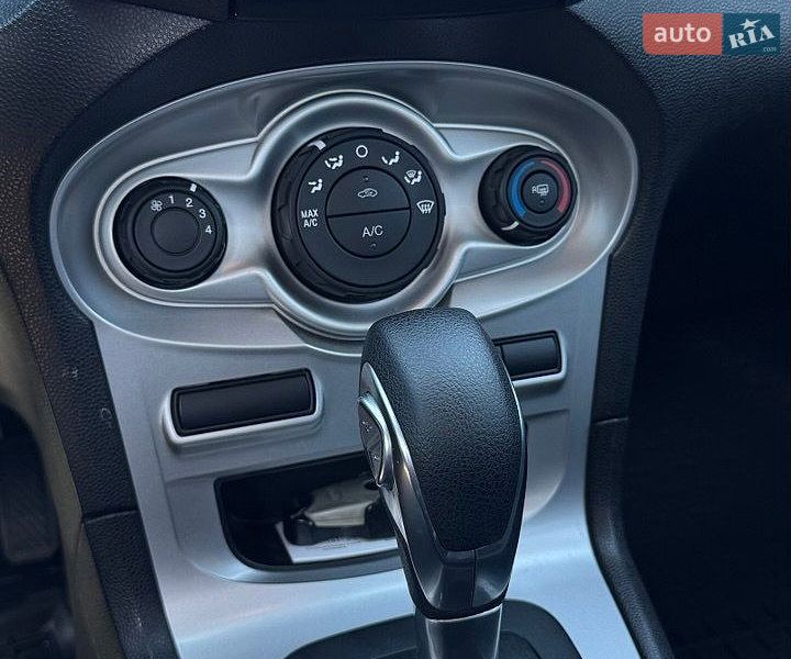 Седан Ford Fiesta 2018 в Киеве