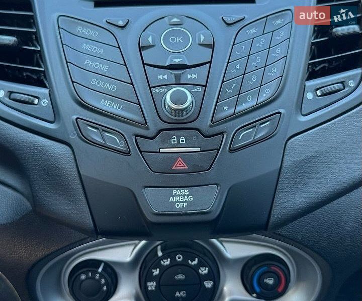 Седан Ford Fiesta 2018 в Киеве
