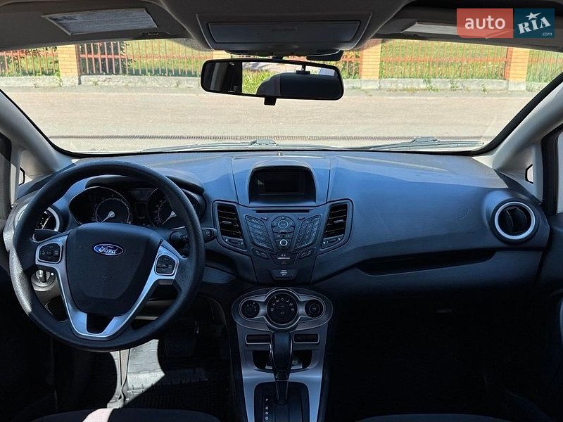 Седан Ford Fiesta 2018 в Киеве