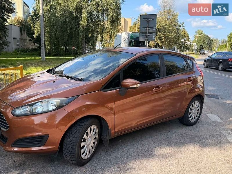 Хэтчбек Ford Fiesta 2013 в Киеве