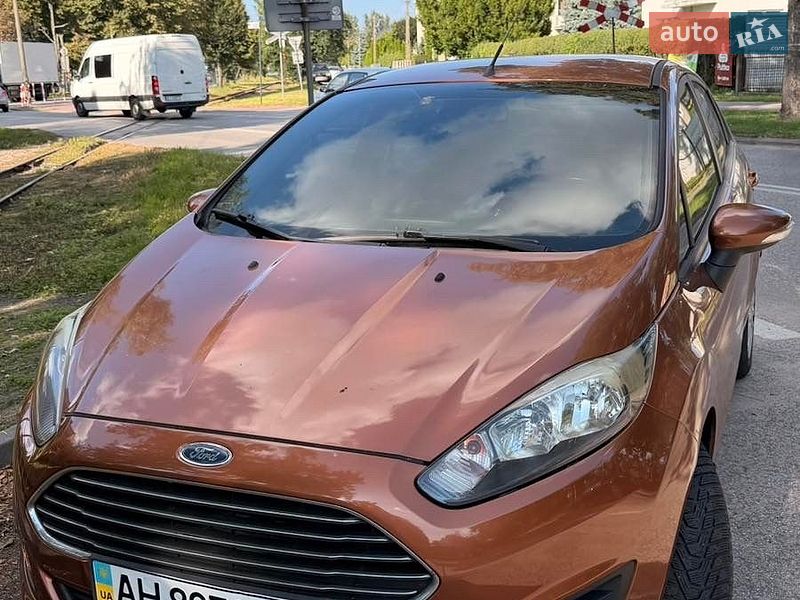 Хэтчбек Ford Fiesta 2013 в Киеве