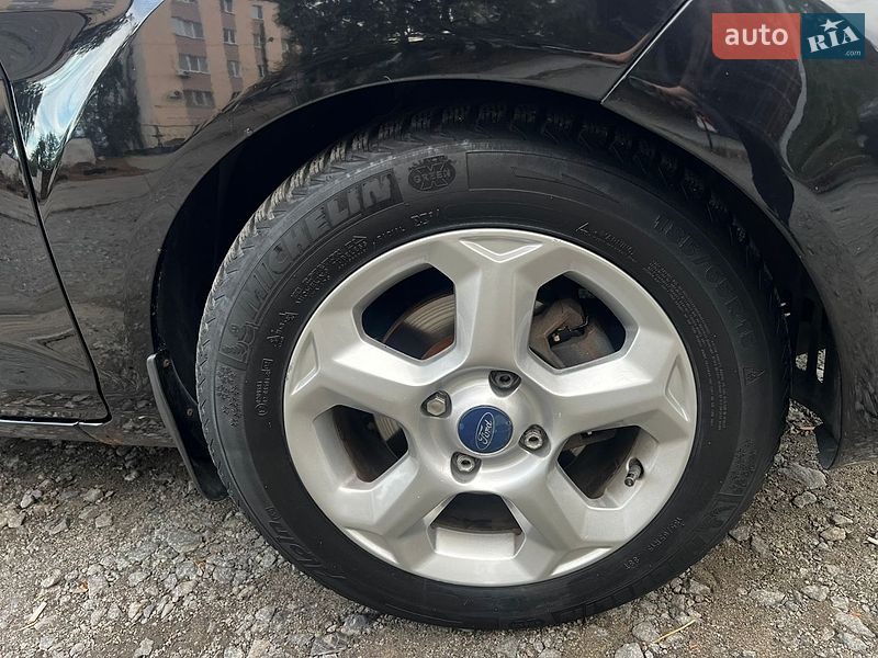 Хетчбек Ford Fiesta 2011 в Рівному