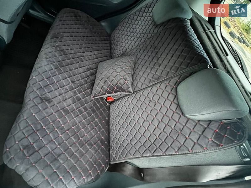 Хетчбек Ford Fiesta 2011 в Рівному