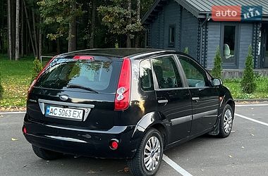 Хэтчбек Ford Fiesta 2007 в Ровно