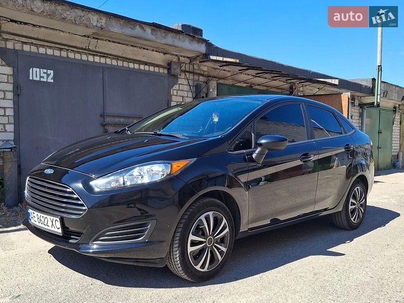 Седан Ford Fiesta 2017 в Дніпрі фото 3 Седан Ford Fiesta 2017 в Дніпрі