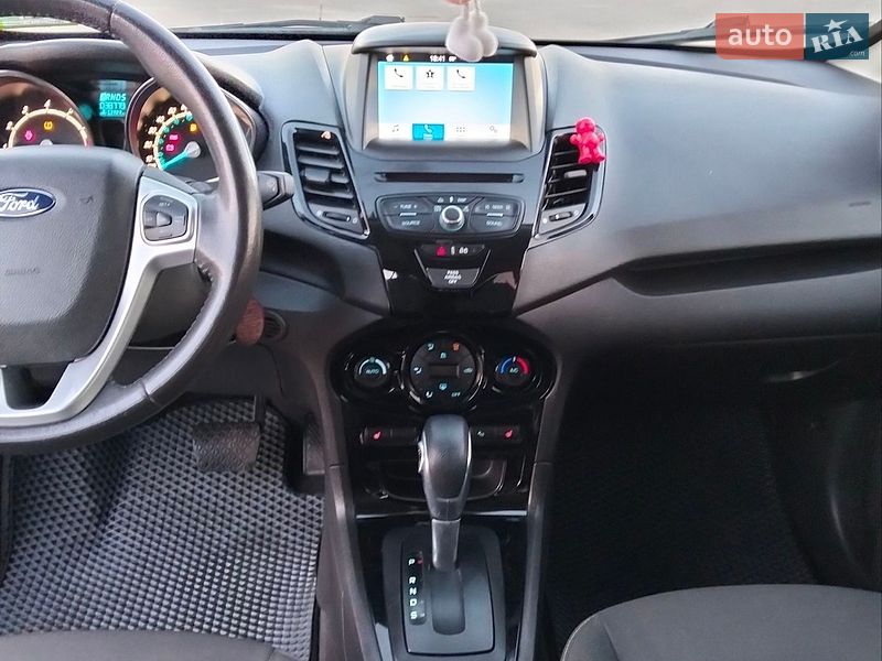 Хетчбек Ford Fiesta 2016 в Вінниці