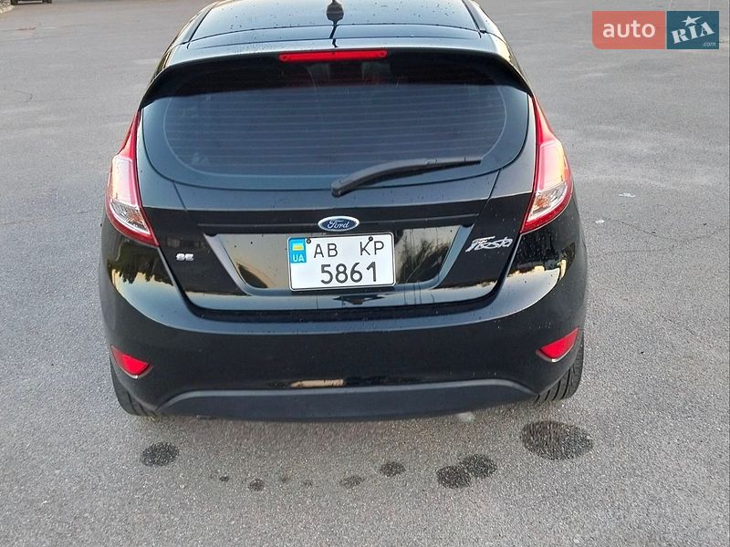 Хетчбек Ford Fiesta 2016 в Вінниці