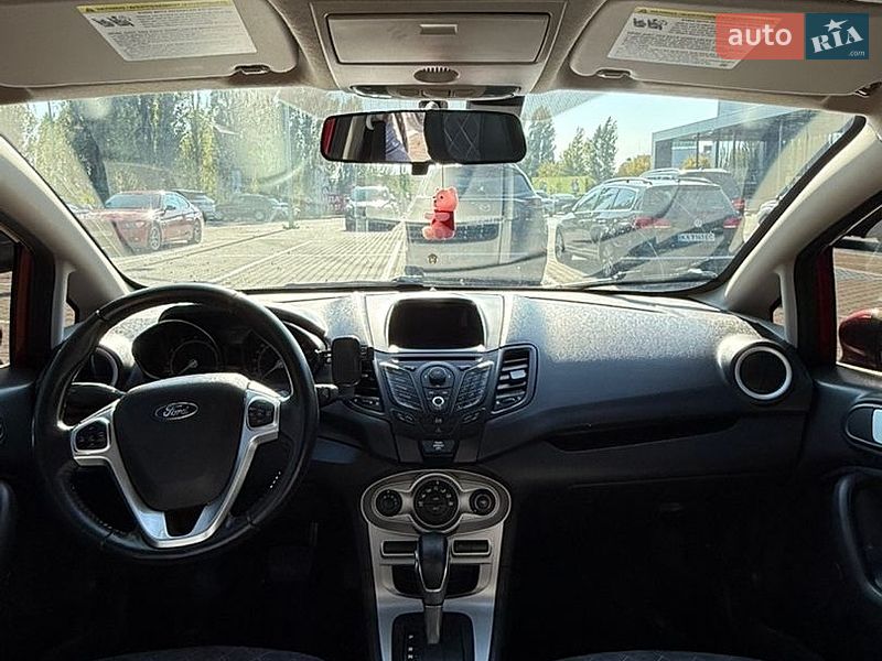 Седан Ford Fiesta 2014 в Киеве
