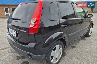 Хэтчбек Ford Fiesta 2006 в Жмеринке