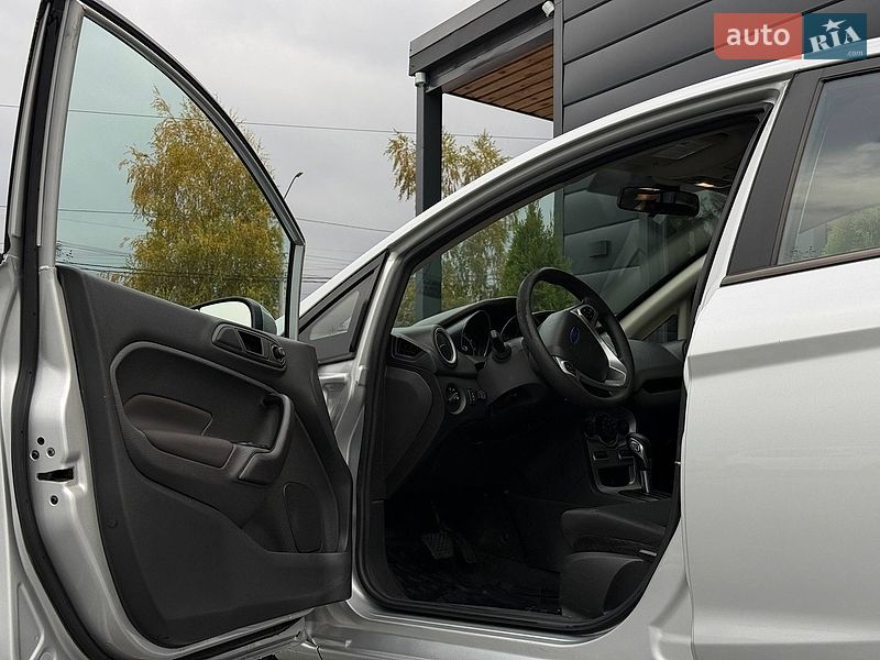 Седан Ford Fiesta 2017 в Рівному