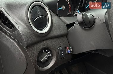 Седан Ford Fiesta 2017 в Рівному