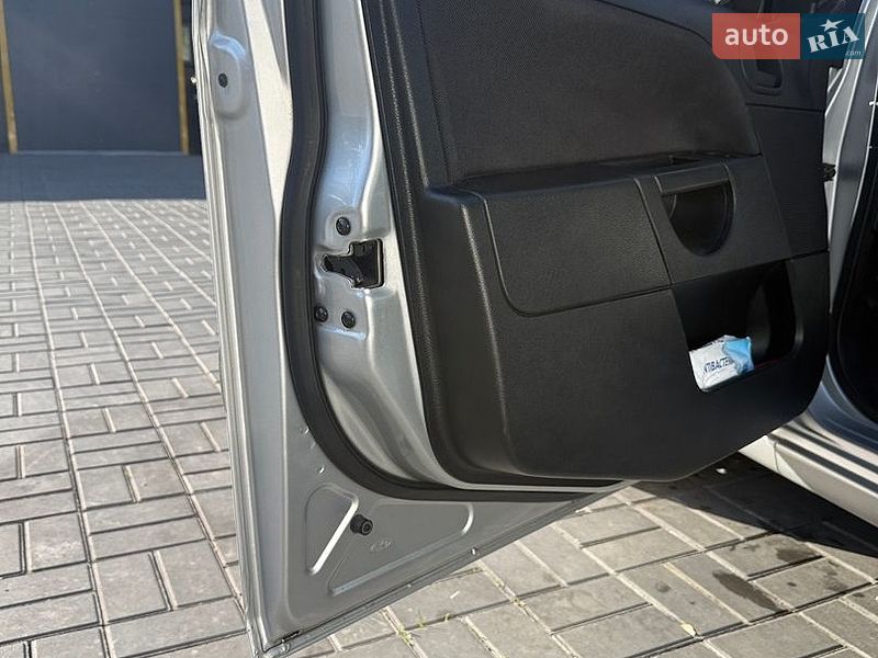 Хэтчбек Ford Fiesta 2007 в Каменском фото 19 Хэтчбек Ford Fiesta 2007 в Каменском