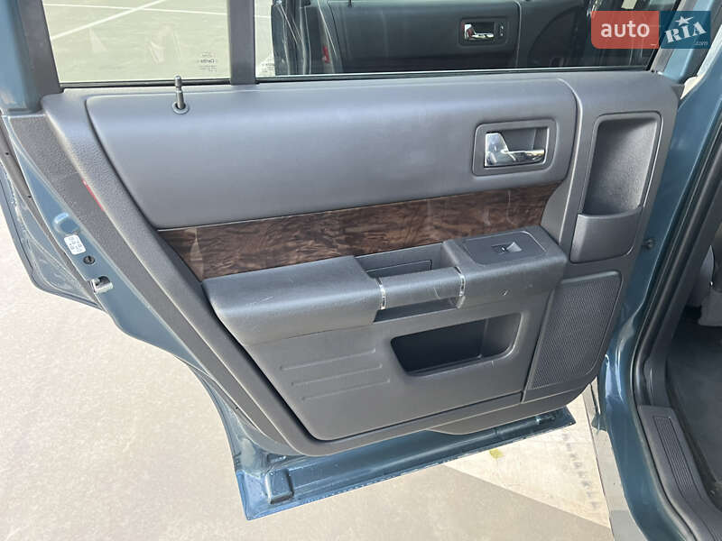 Внедорожник / Кроссовер Ford Flex 2016 в Киеве фото 76 Внедорожник / Кроссовер Ford Flex 2016 в Киеве