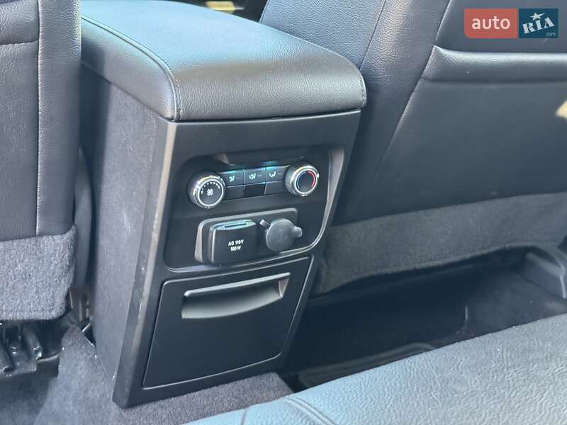 Позашляховик / Кросовер Ford Flex 2019 в Сваляві