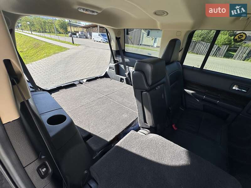 Позашляховик / Кросовер Ford Flex 2019 в Сваляві