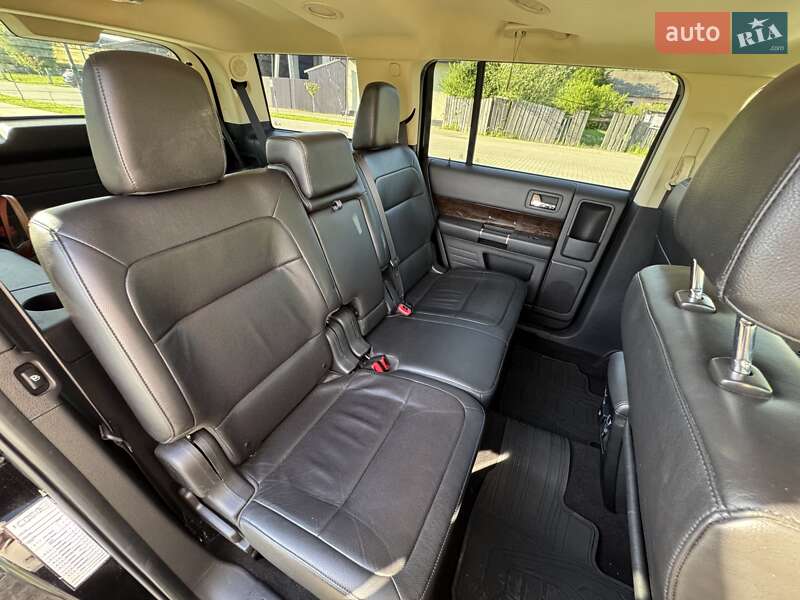 Позашляховик / Кросовер Ford Flex 2019 в Сваляві