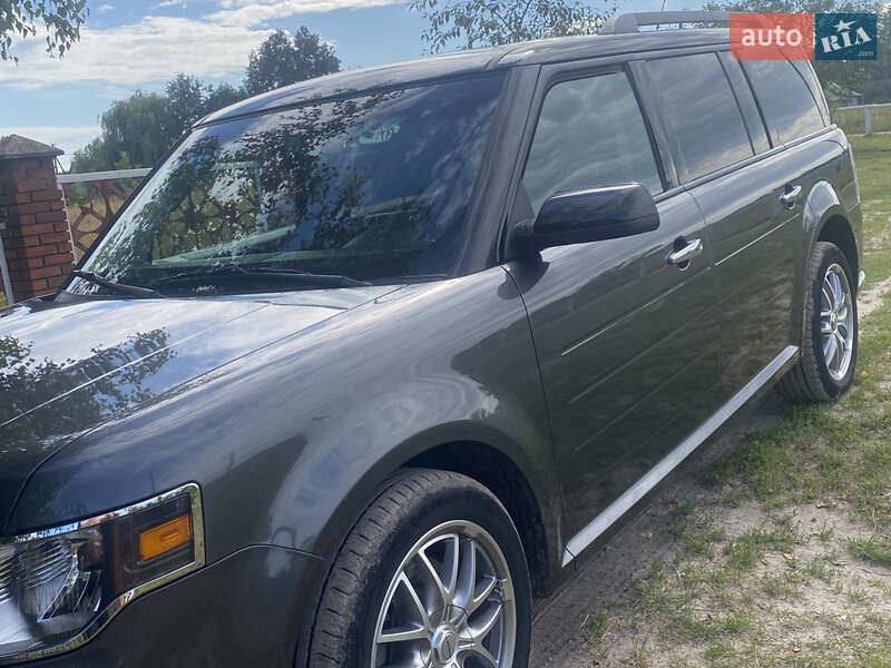 Позашляховик / Кросовер Ford Flex 2019 в 
