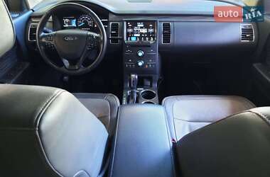 Позашляховик / Кросовер Ford Flex 2016 в 