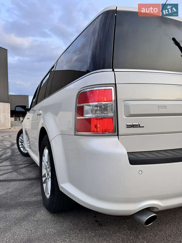 Внедорожник / Кроссовер Ford Flex 2014 в Черновцах