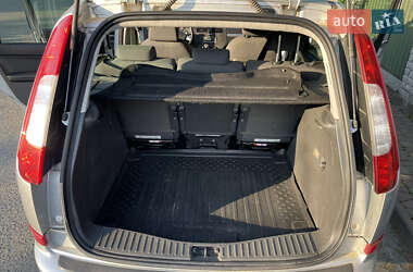 Микровэн Ford Focus C-Max 2003 в Сторожинце