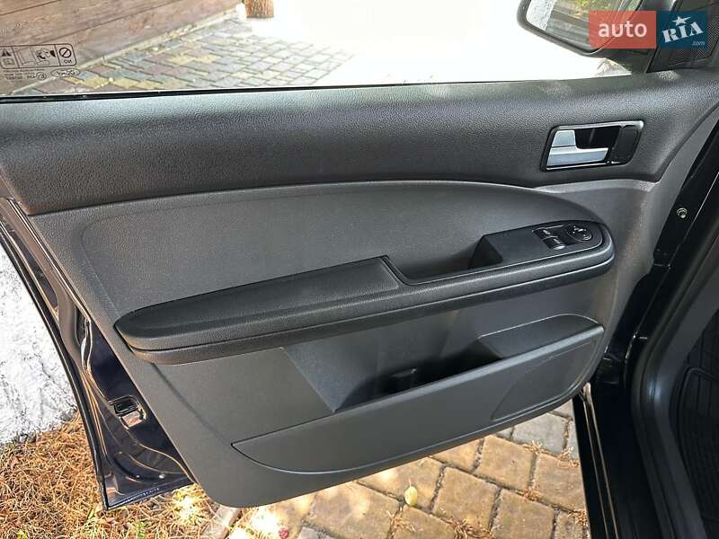 Мікровен Ford Focus C-Max 2004 в Сарнах
