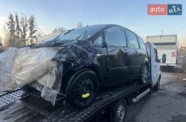 Минивэн Ford Focus C-Max 2004 в 