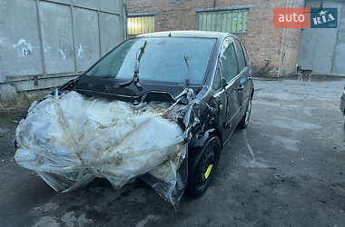 Минивэн Ford Focus C-Max 2004 в 