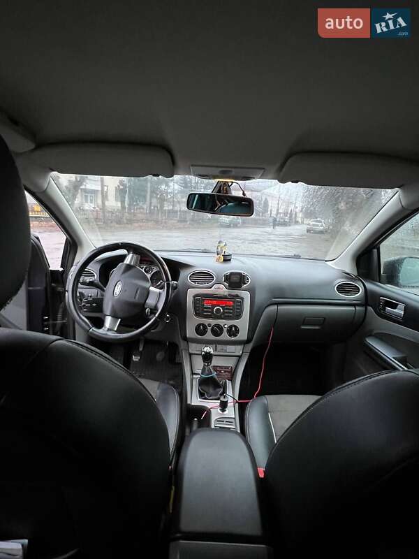Мінівен Ford Focus C-Max 2010 в Летичіві