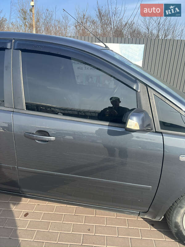 Мінівен Ford Focus C-Max 2006 в Сарнах