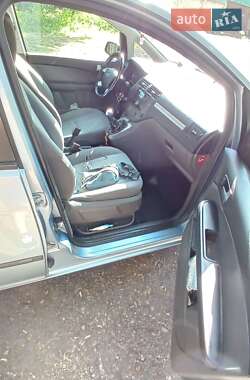 Минивэн Ford Focus C-Max 2005 в 