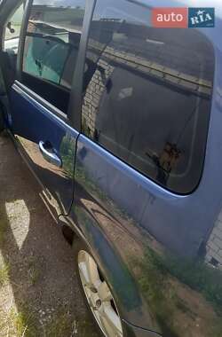 Мінівен Ford Focus C-Max 2004 в 