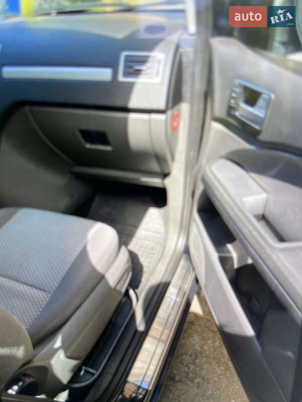 Минивэн Ford Focus C-Max 2006 в Киеве фото 9 Минивэн Ford Focus C-Max 2006 в Киеве