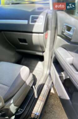 Минивэн Ford Focus C-Max 2006 в 
