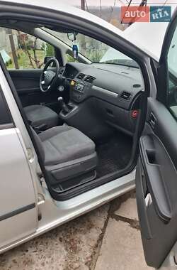 Минивэн Ford Focus C-Max 2006 в 