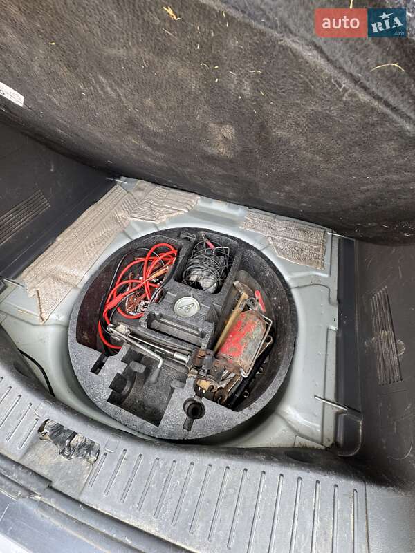 Мінівен Ford Focus C-Max 2006 в Рівному