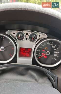 Минивэн Ford Focus C-Max 2010 в 