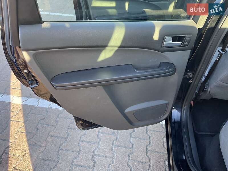 Мінівен Ford Focus C-Max 2006 в Житомирі