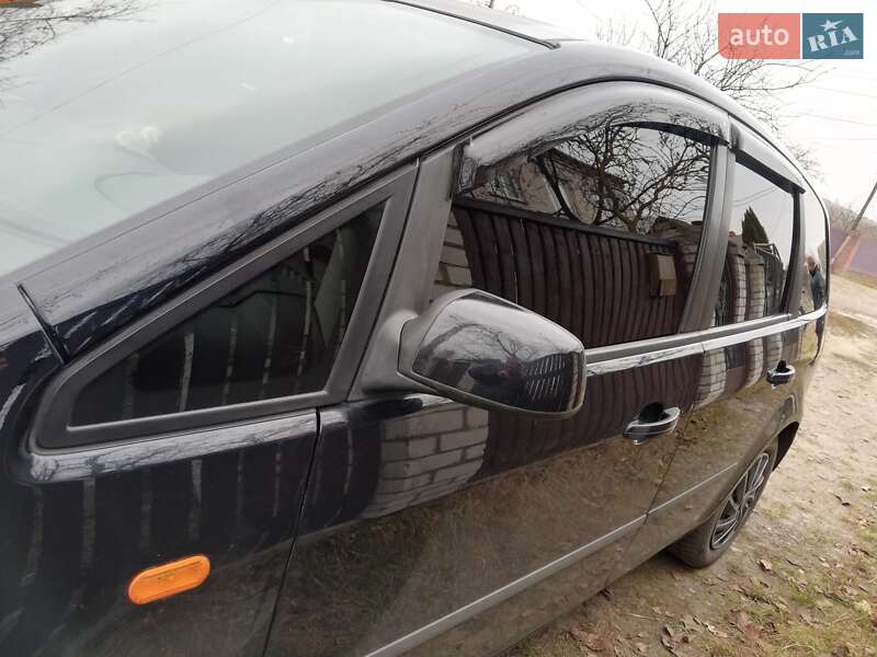 Минивэн Ford Focus C-Max 2005 в Славуте