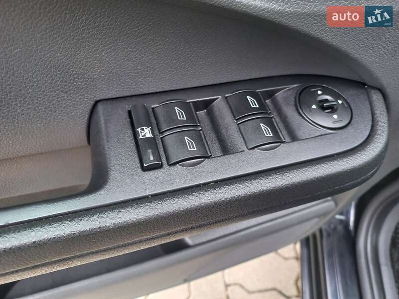 Мінівен Ford Focus C-Max 2006 в Стрию