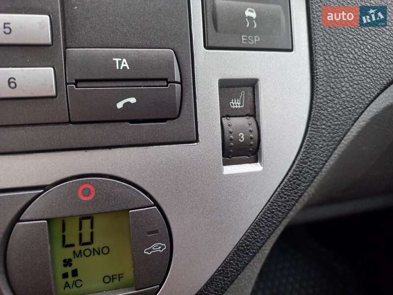 Мінівен Ford Focus C-Max 2006 в Стрию