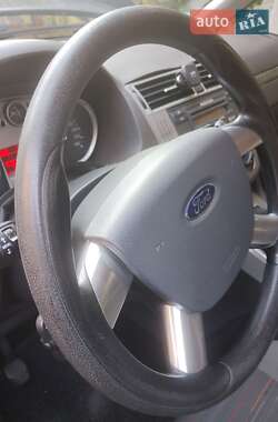 Минивэн Ford Focus C-Max 2010 в 
