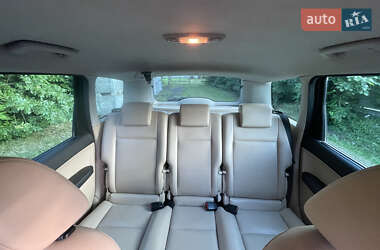 Минивэн Ford Focus C-Max 2004 в 